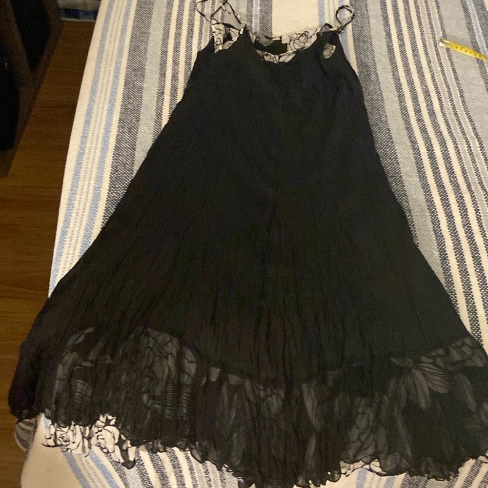 Manyus , dress